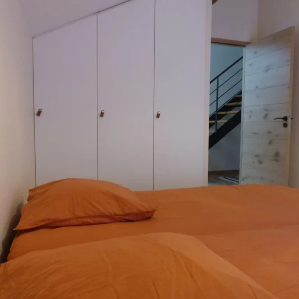 Chambre du bas avec 2 lits simples